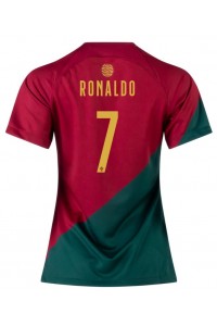 Fotbalové Dres Portugalsko Cristiano Ronaldo #7 Dámské Domácí Oblečení MS 2022 Krátký Rukáv